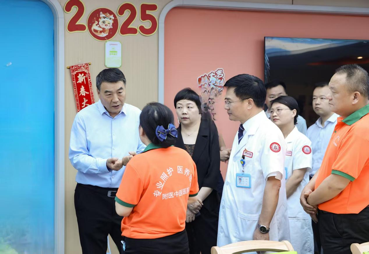 市人大、民政领导莅临我院调研、指导医养结合、养老服务工作