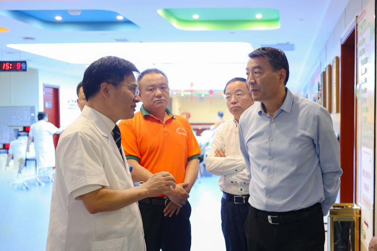 市人大、民政领导莅临我院调研、指导医养结合、养老服务工作