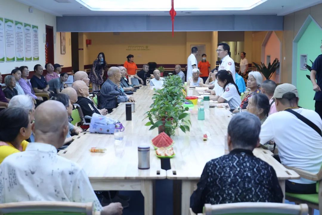 心桥相连，雅韵传情——西安附医医养中心成功举办家属开放日暨“附医医养之夜”纳凉晚会